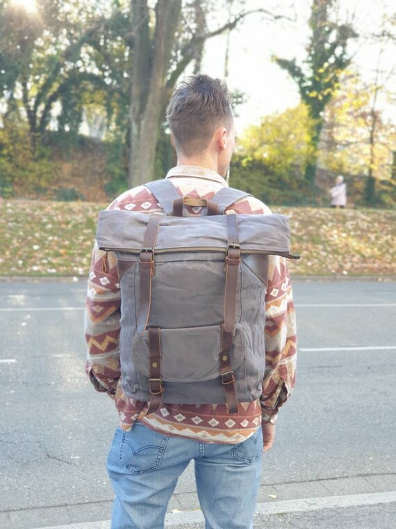 grosser-rucksack-182hlh.jpg